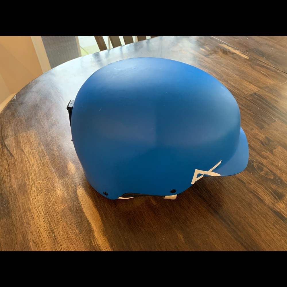 Anon snowboard helmet